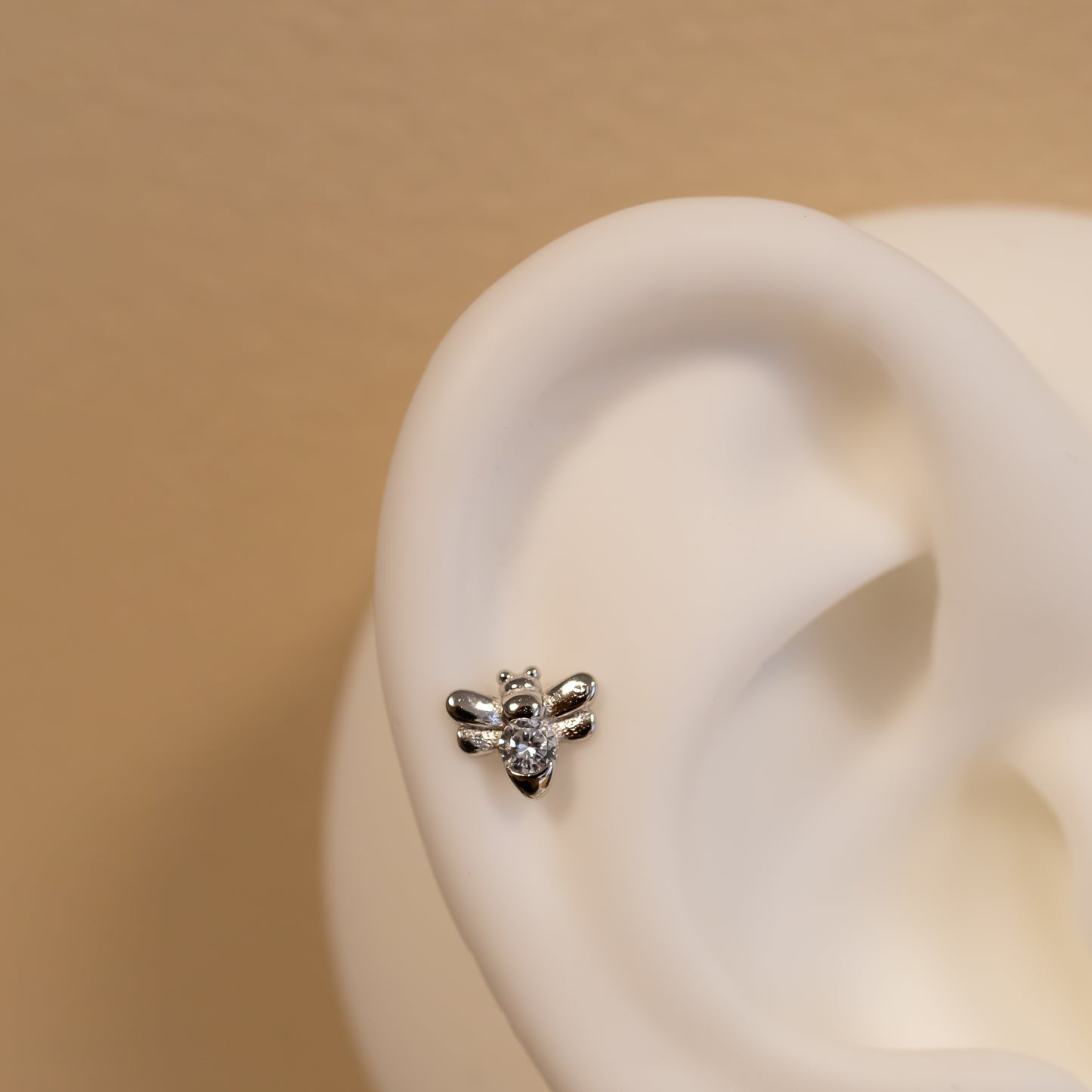 Silver Bee Stud